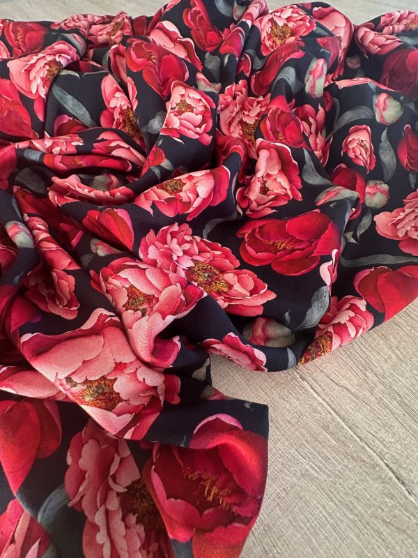 Tissu viscose "PIVOINE"  fleurs